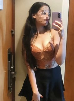 Real meet and Cam show - escort in Hyderabad Photo 4 of 4