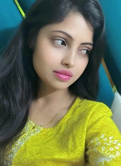 real meet and cam show - escort in Kochi Photo 2 of 2