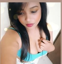 Real meet and cam show - escort in Bangalore Photo 2 of 2