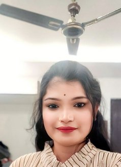 Real meet and cam show - escort in Chennai Photo 2 of 2