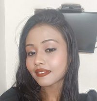 Real meet and cam show - escort in Pune Photo 1 of 3