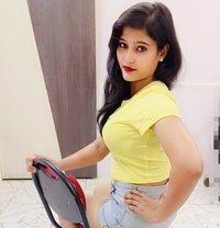 Real Meet and Live Cam - escort in Mumbai