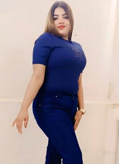 Real Meet and Live Cam service - escort in Mumbai Photo 4 of 12