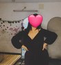 Real Meet and Paid Live Cam Session - puta in Hyderabad Photo 1 of 2