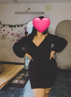 Real Meet and Paid Live Cam Session - escort in Hyderabad Photo 2 of 3