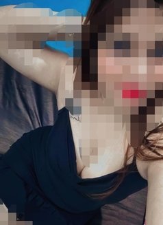 Real Meet and paid live cam session - escort in Hyderabad Photo 1 of 4