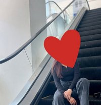 Real Meet and paid live cam session - puta in Pune