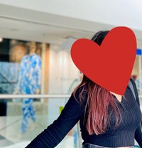 Real Meet and paid live cam session - escort in Pune