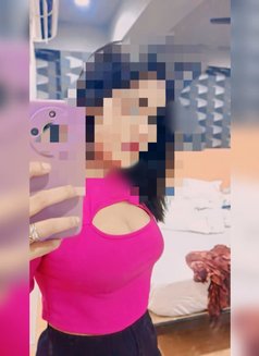 Real Meet and Premium Cam Show - escort in Hyderabad Photo 2 of 2
