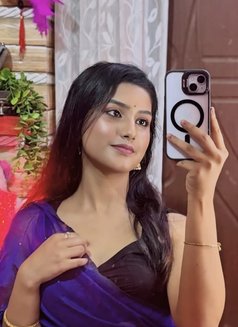 Real Meet and Web Cam Session - escort in Chennai Photo 1 of 5