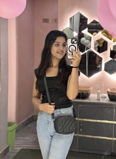 Real Meet and Web Cam Session - escort in Chennai Photo 5 of 5