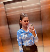 Real Meet and Web Cam Session - escort in Kochi