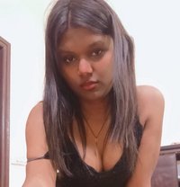 Real meet available - escort in Agra