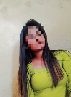 Real Meet Call Girl 🥀 Friendship Club - puta in Noida Photo 14 of 15