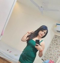 Real meet & cam available - adult performer in New Delhi