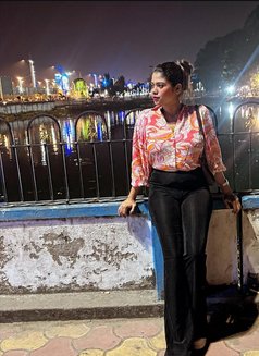 Real Meet ( Cam Especialist) - escort in Navi Mumbai Photo 1 of 4