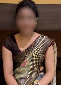 ꧁Real Meet//Cam Session Available꧂🤍4 - puta in Mumbai Photo 1 of 1