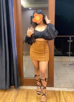 ꧁"𝙈𝘼𝙃𝙄𝙍𝘼(REAL MEET & CAM SESSION)꧂ - puta in Hyderabad Photo 2 of 4