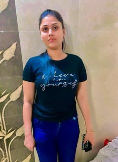 Real meet & Cam Session - escort in Mumbai Photo 5 of 5