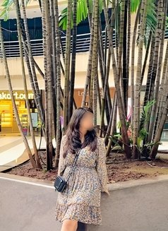 Real Meet Cam Session - escort in Hyderabad Photo 1 of 3