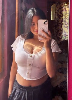 Real Meet /Cam Show, Escort - escort in Kathmandu Photo 1 of 4