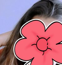 Real meet & cam show - escort in Bangalore Photo 6 of 8