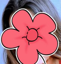 Real meet & cam show - escort in Chennai Photo 7 of 8