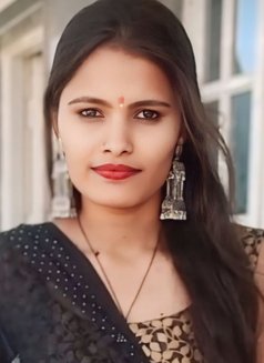 Real meet & cam show - puta in Hyderabad Photo 9 of 10