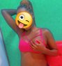 Real Meet & Cumshow juicy ass Lily - puta in Mumbai Photo 2 of 4
