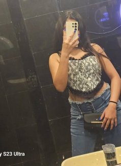 Real meet & web session - escort in Chennai Photo 4 of 6