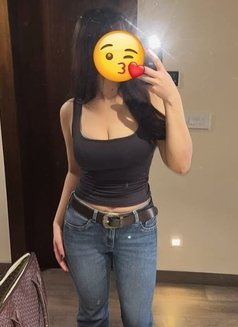 Real meet independent girl - escort in Bangalore Photo 3 of 4