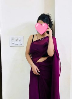 🍾🍾Renu cam girl 🥂🥂 - escort in Hyderabad Photo 2 of 4