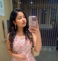 Real meet & fun webcam - escort in Hyderabad Photo 2 of 3