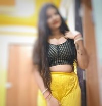 Full nude session video call - puta in Ahmedabad Photo 2 of 4