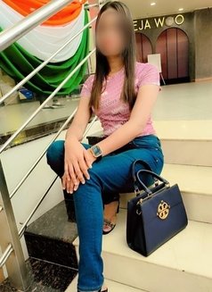 anal lover contact me - escort in Mumbai Photo 1 of 3