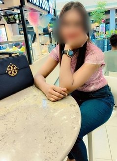 real girlfriend fun - escort in Mumbai Photo 3 of 3