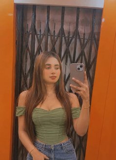 Real meet incall/Outcall cash to hand - escort in Kolkata Photo 7 of 8