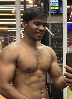 Independent amar - Male escort in New Delhi Photo 2 of 4