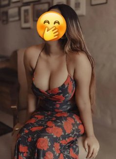 🦋 (Cam/Real) Meet 🦋 - puta in Chennai Photo 4 of 4