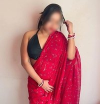 Real meet & cam session - escort in Hyderabad Photo 1 of 2