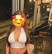 Real Meet - escort in Kochi