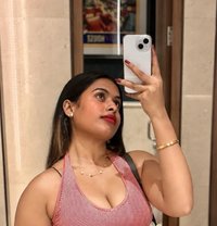 LETS MEET & CAM - escort in Kochi Photo 4 of 4