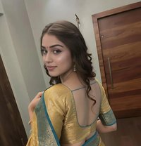 𝗚𝗘𝗡𝗨𝗜𝗡𝗘 INCALL AND OUTCALL - puta in New Delhi