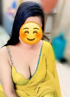 real meet & live cam - puta in Mumbai Photo 5 of 7