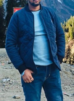 Real Meet Only - Male escort in Noida Photo 1 of 2