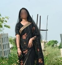 Real meet or cam session - escort in Chennai Photo 1 of 2