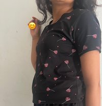 Real Meet & Web Cam Nitya - escort in Mumbai Photo 2 of 7