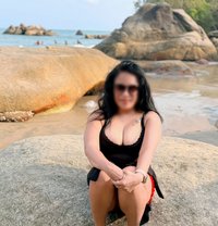 Real Meet & Webcam Shows - Agencia de putas in Candolim, Goa