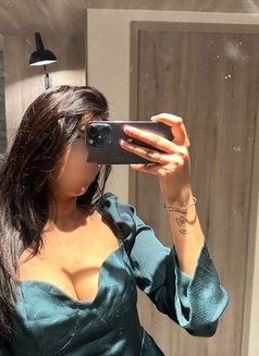 Real meet with babydoll - escort in Mumbai Photo 1 of 1