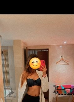 Real meet with seductive Shanaya - escort in Mumbai Photo 13 of 14